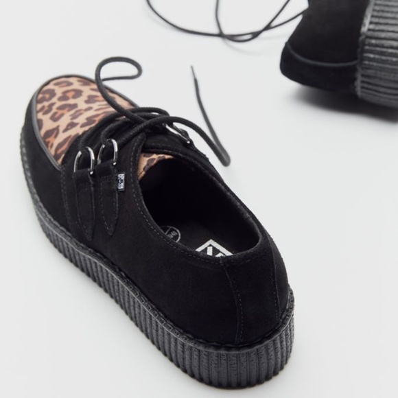 NEW T.U.K Shoes Viva II Leopard Black Low Creeper - Picture 2 of 3